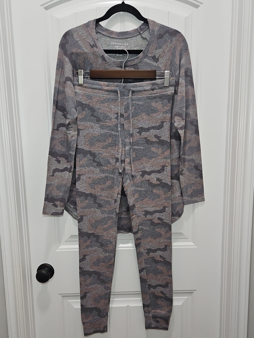 American Eagle Amazingly Soft & Sexy Plush Jogger Top Set Camo Small Women's